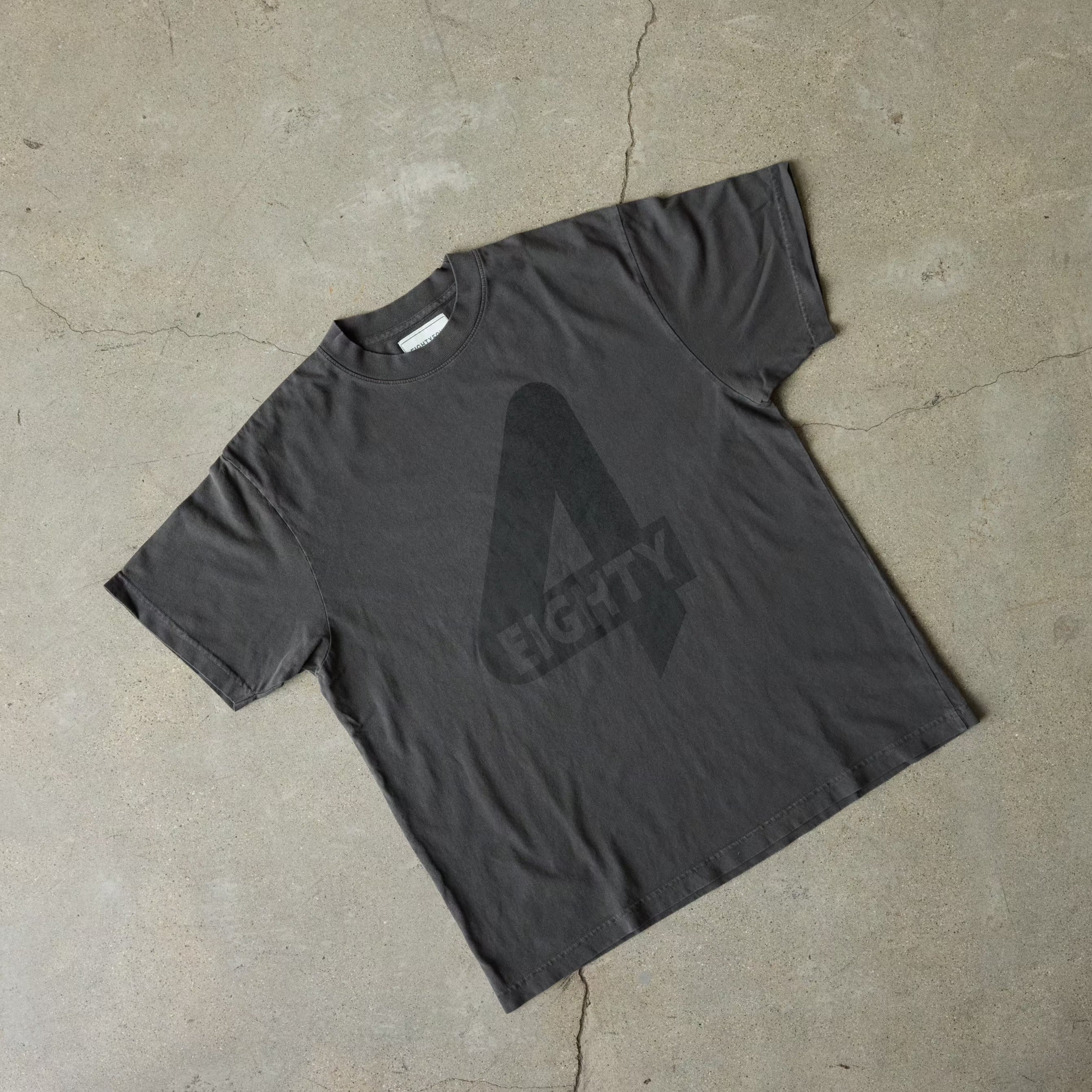 EIGHTYFOUR LOGO TEE // VINTAGE BLACK